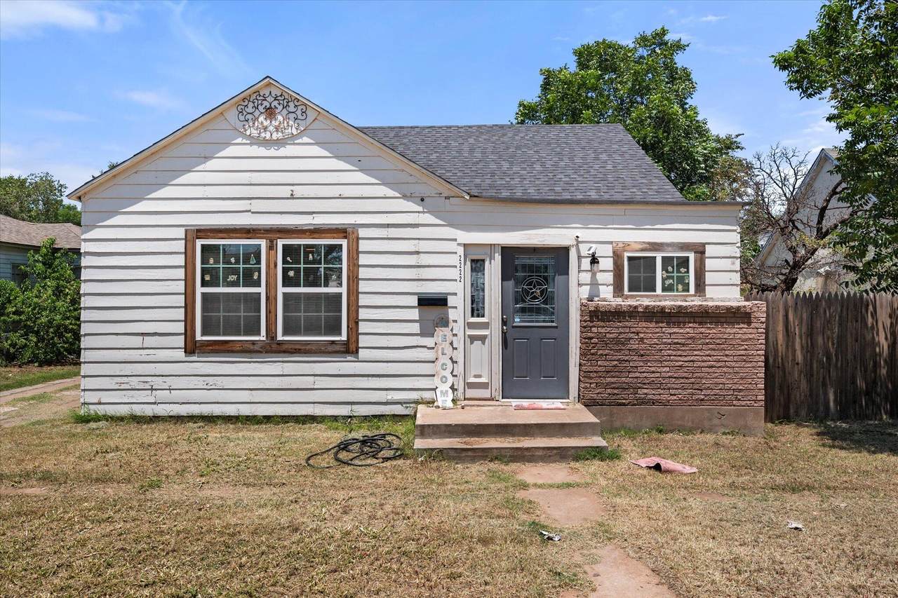 2222 27th Street - Photo 1