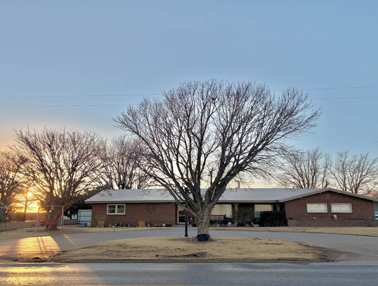 819 Amherst Road - Photo 1