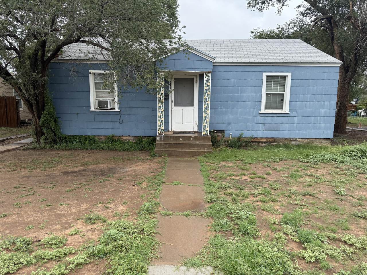 2416 31st Street - Photo 1