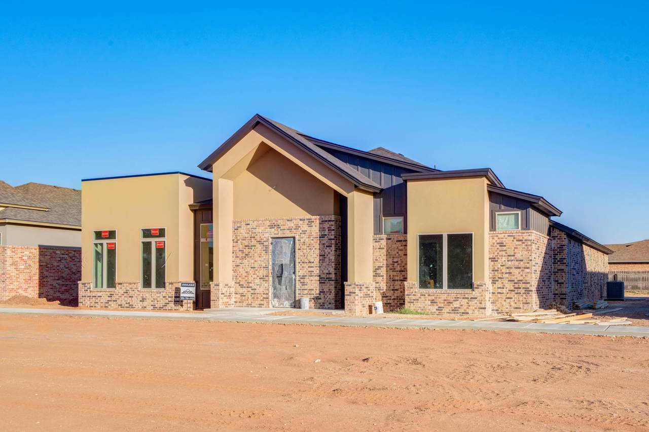 5514 114th Street - Photo 1