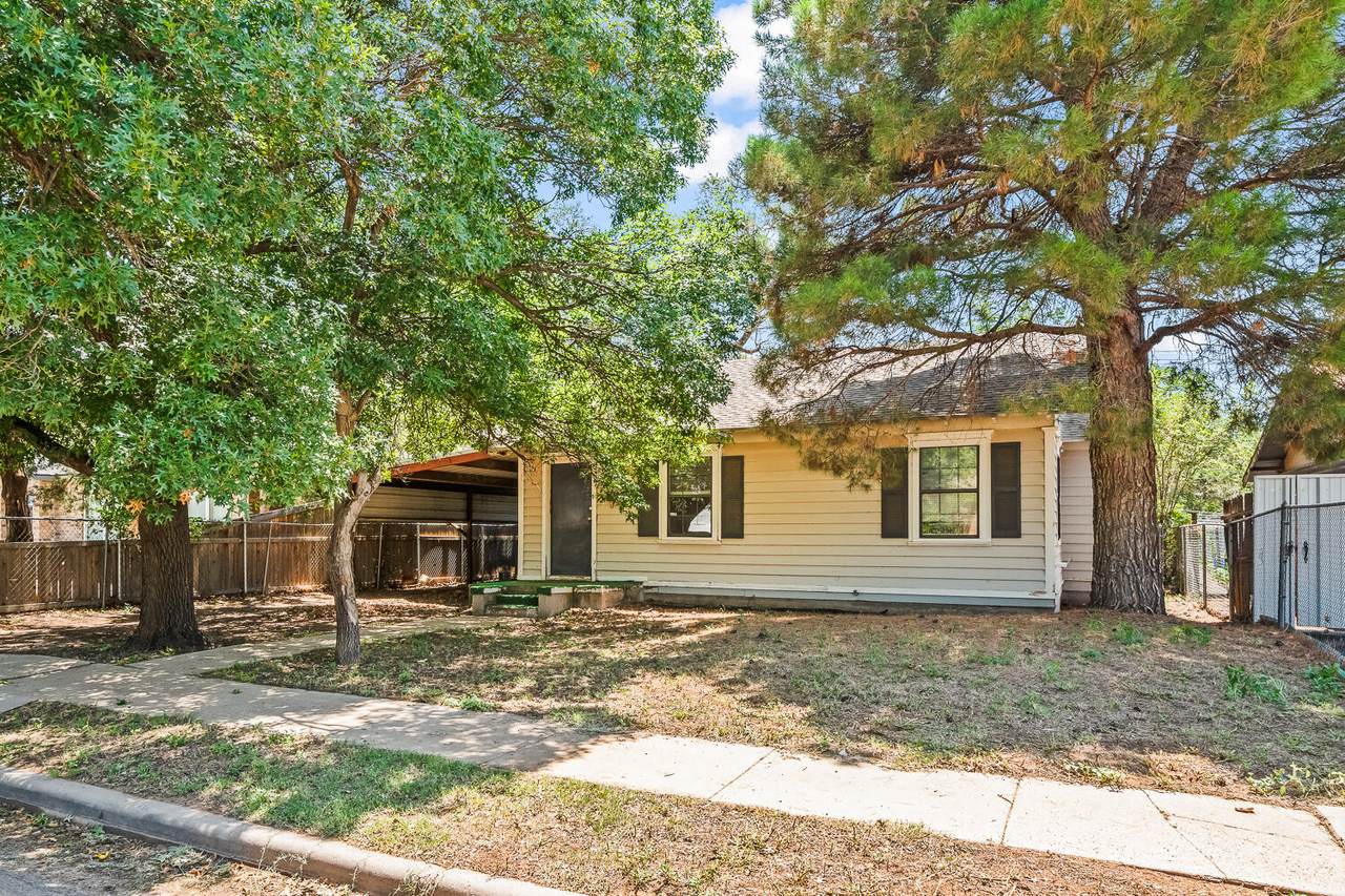 2313 20th Street - Photo 1