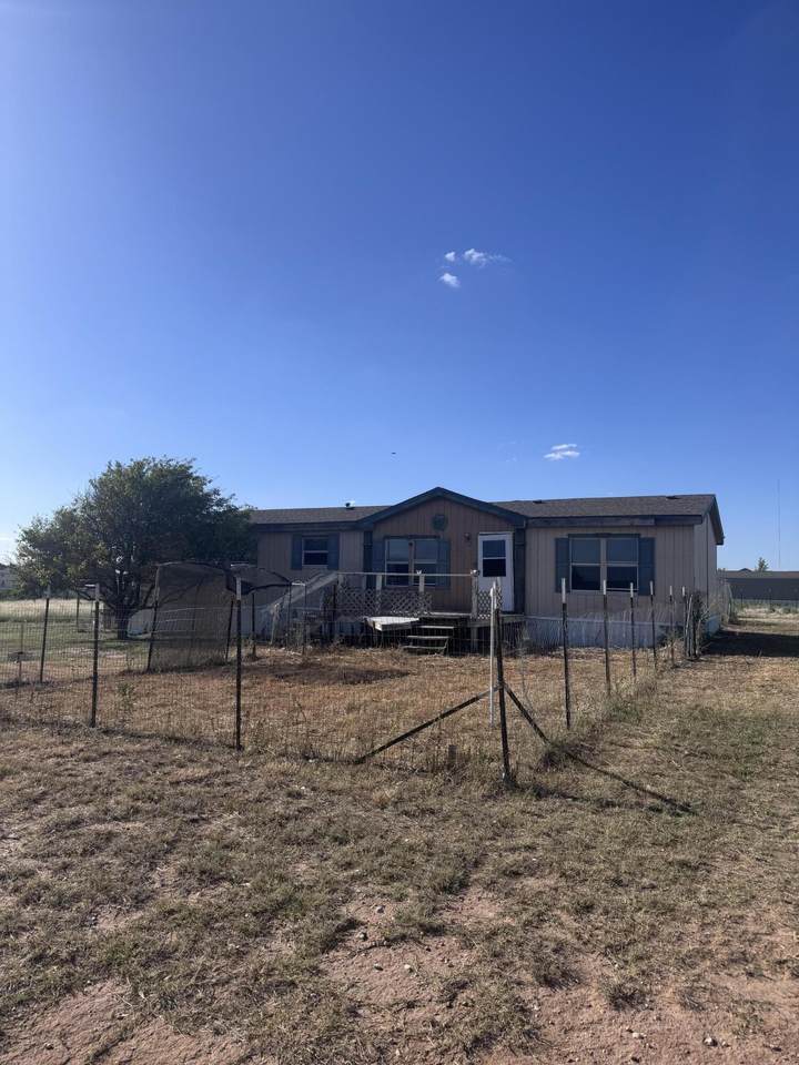 1910 County Rd 7230 - Photo 1