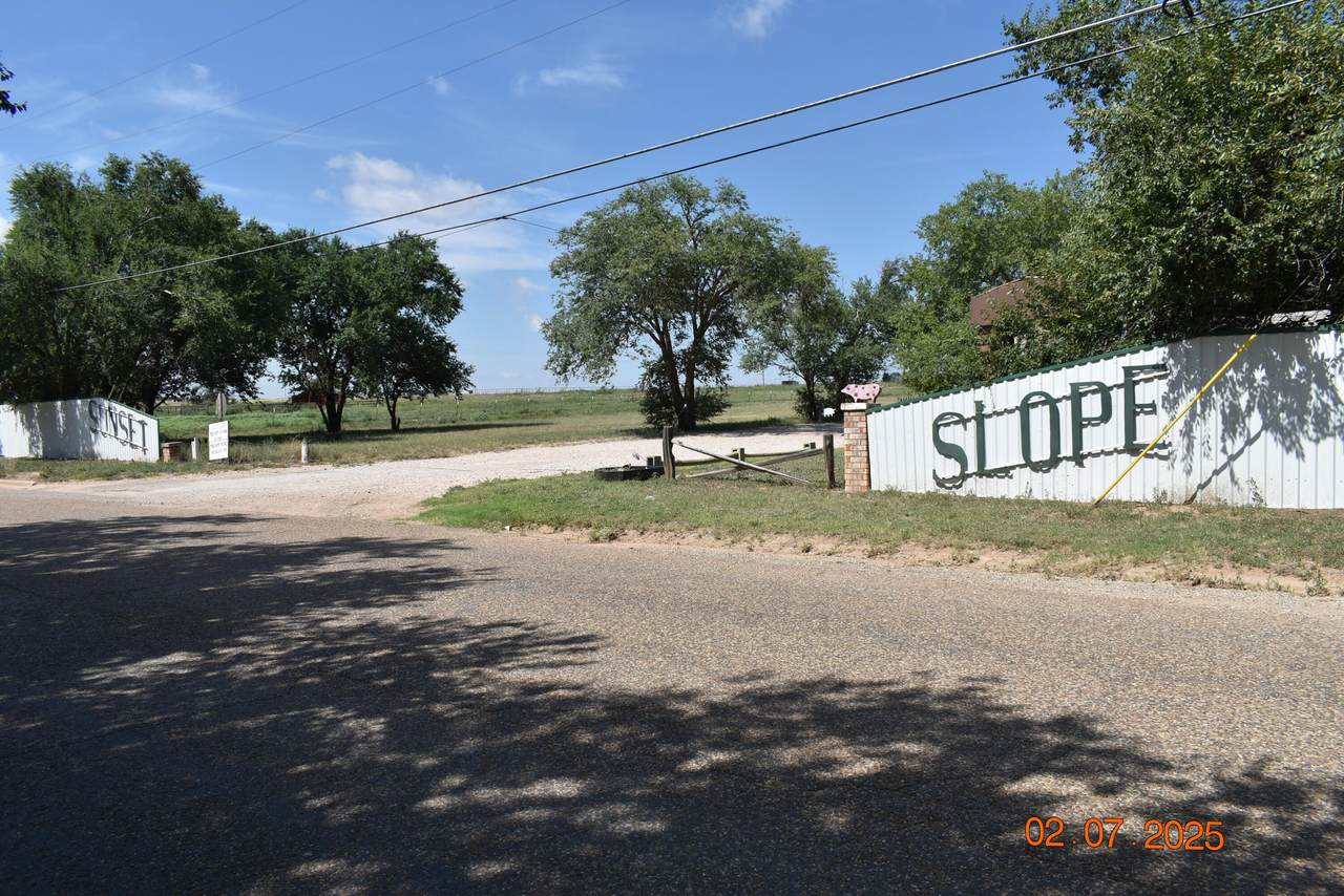 100 Sunset Avenue - Photo 1