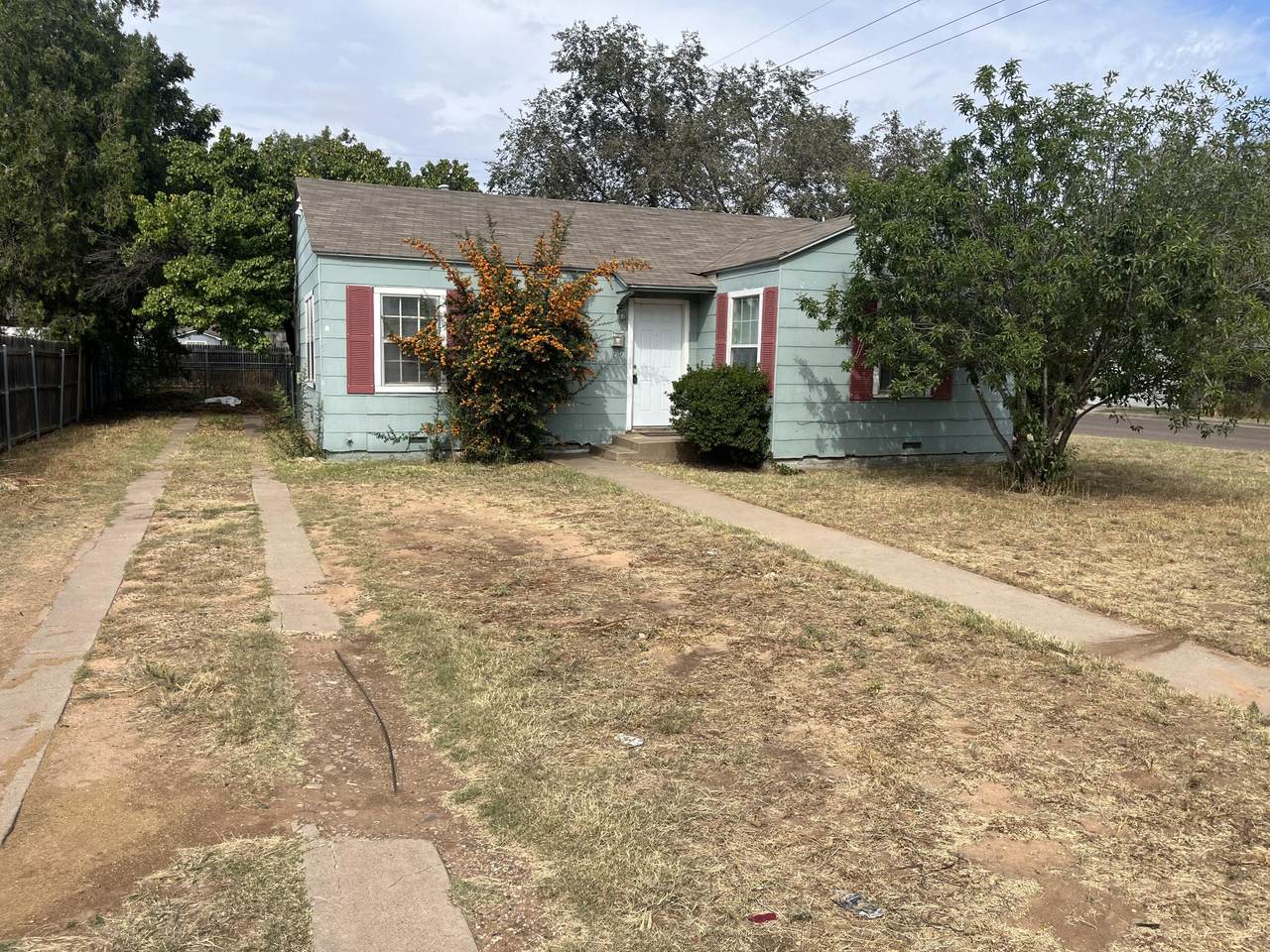 2602 28th Street - Photo 1