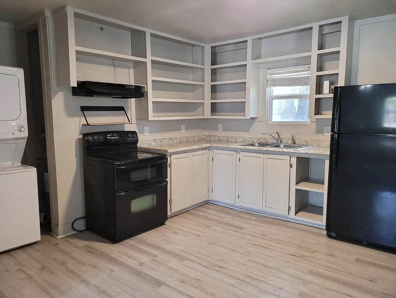 2404 Avenue U - Photo 1