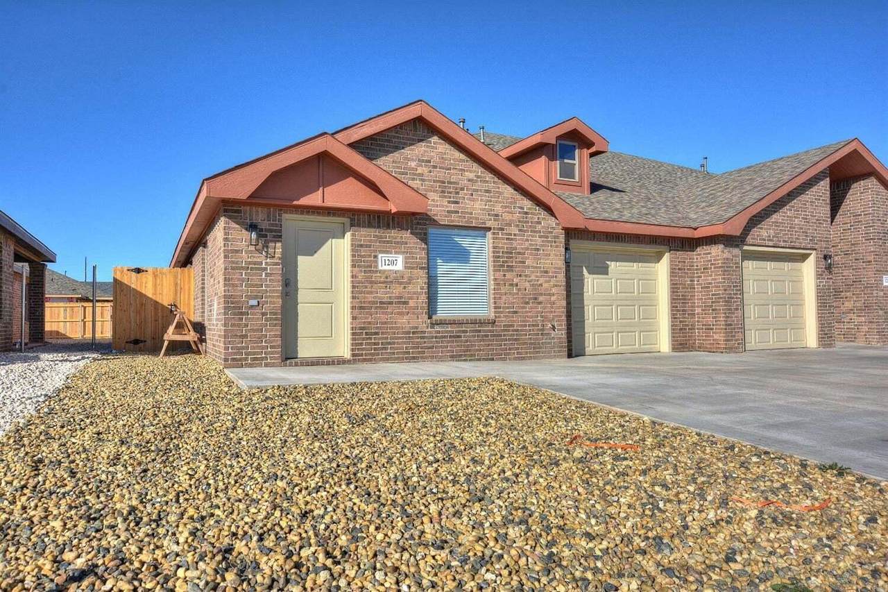 1207 Essex Avenue - Photo 1