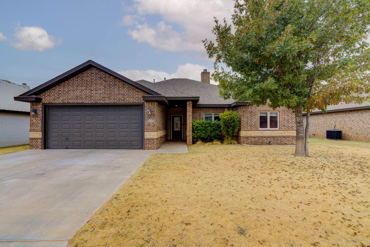 803 Avenue S - Photo 1