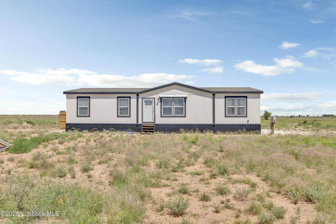 2855 County Road 171 - Photo 1