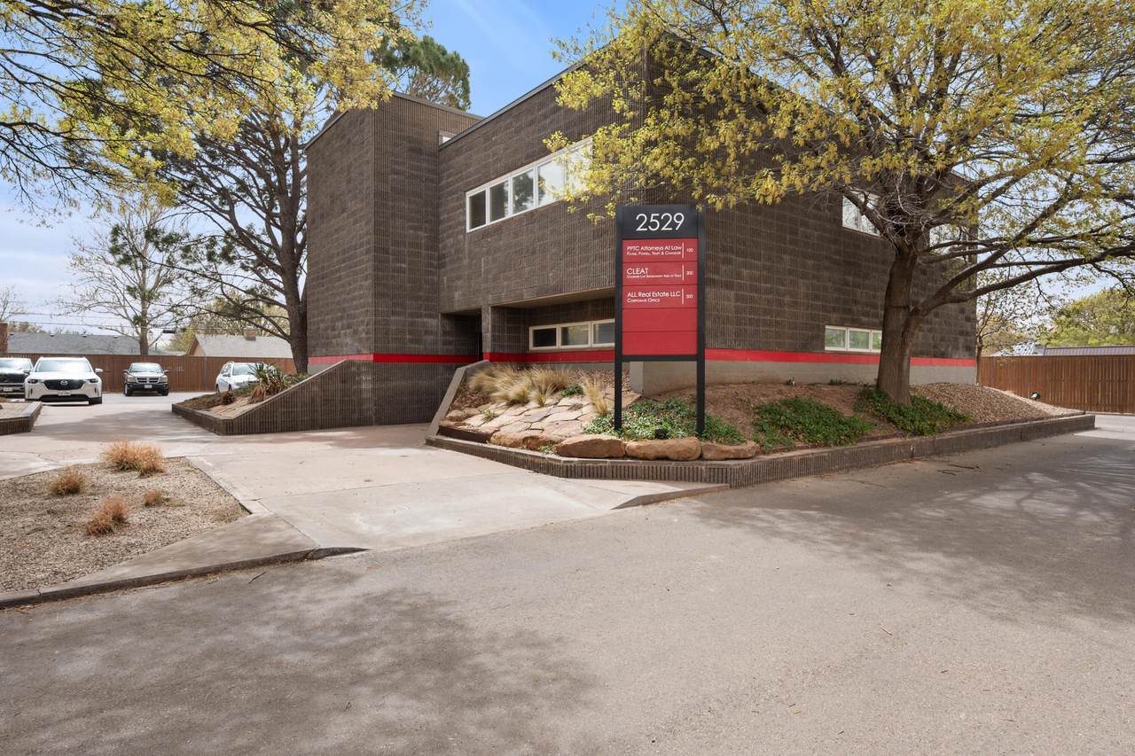 2529 74th Street - Photo 1