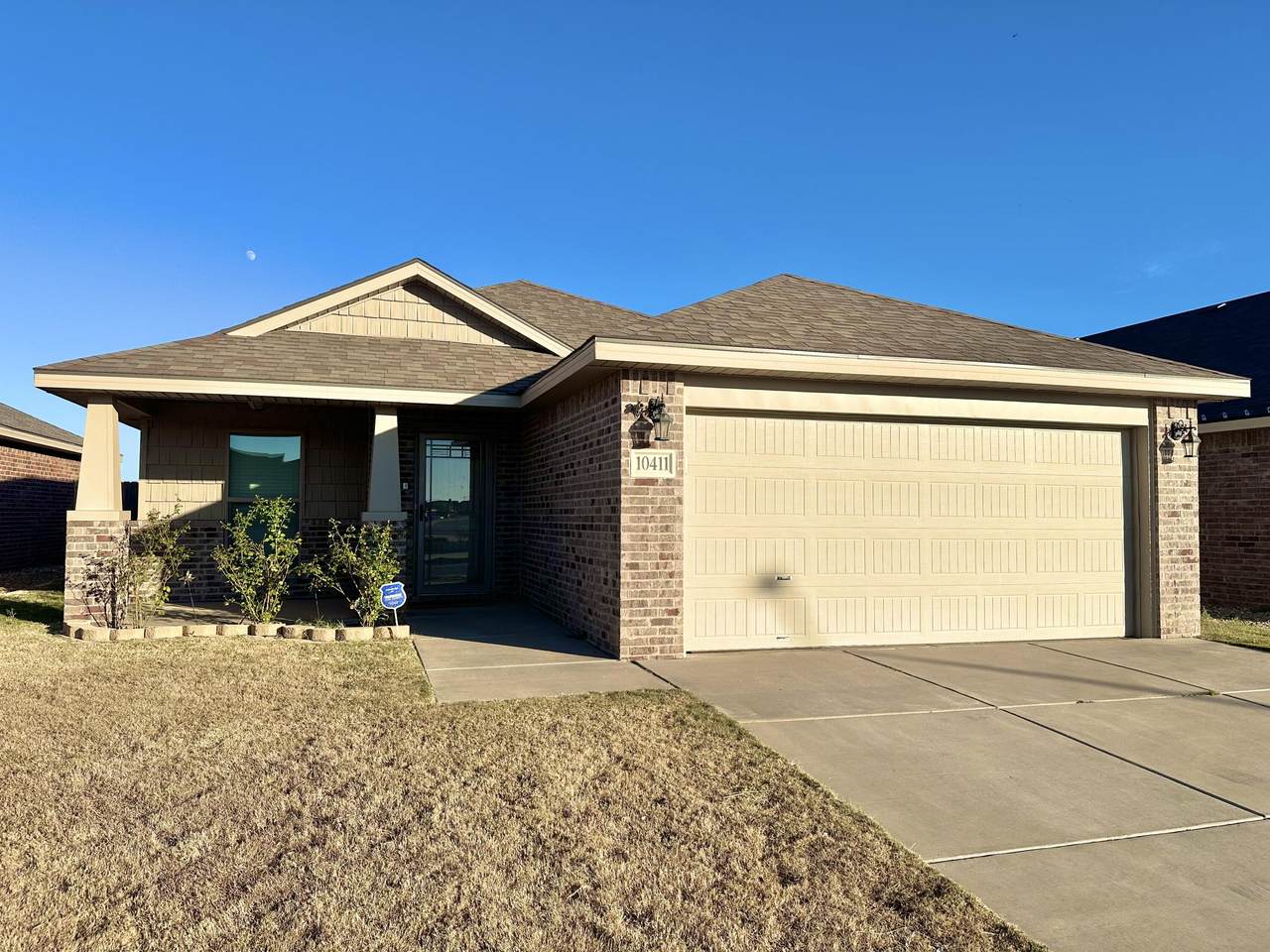 10411 Valencia Avenue - Photo 1