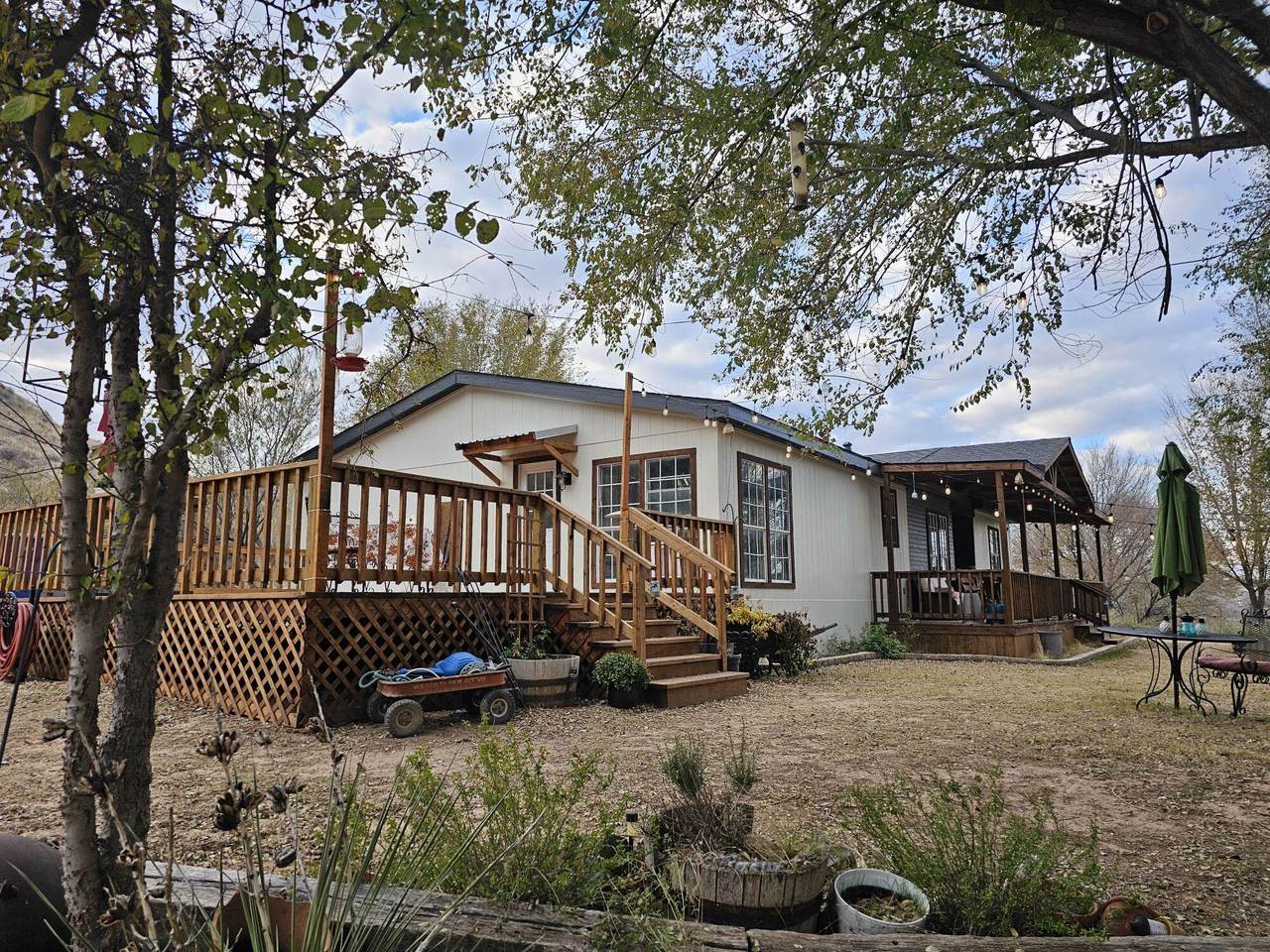 11120 E Cr 7300 - Photo 1