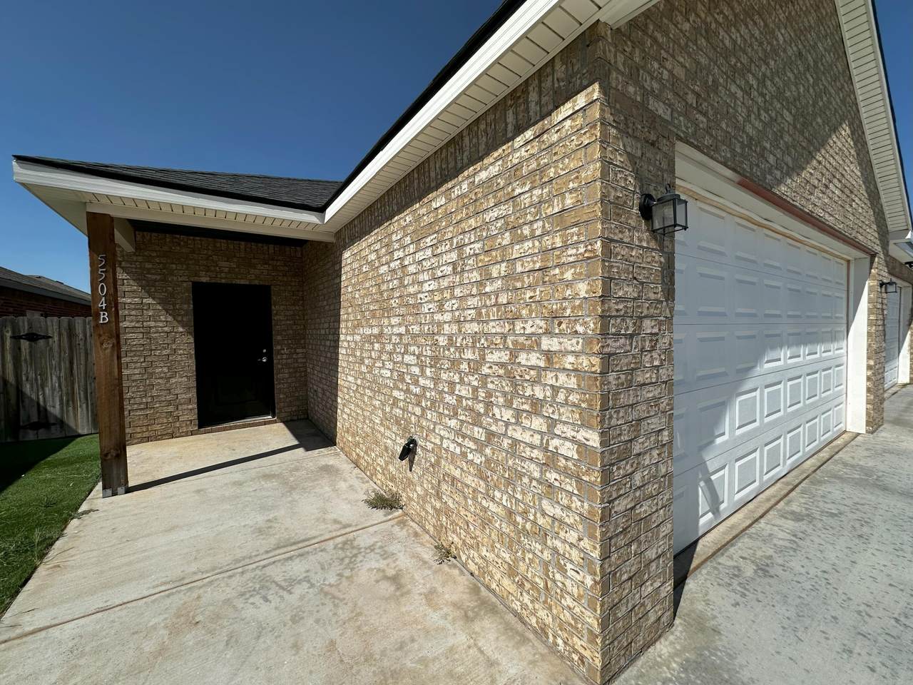 5504 Itasca Street - Photo 1