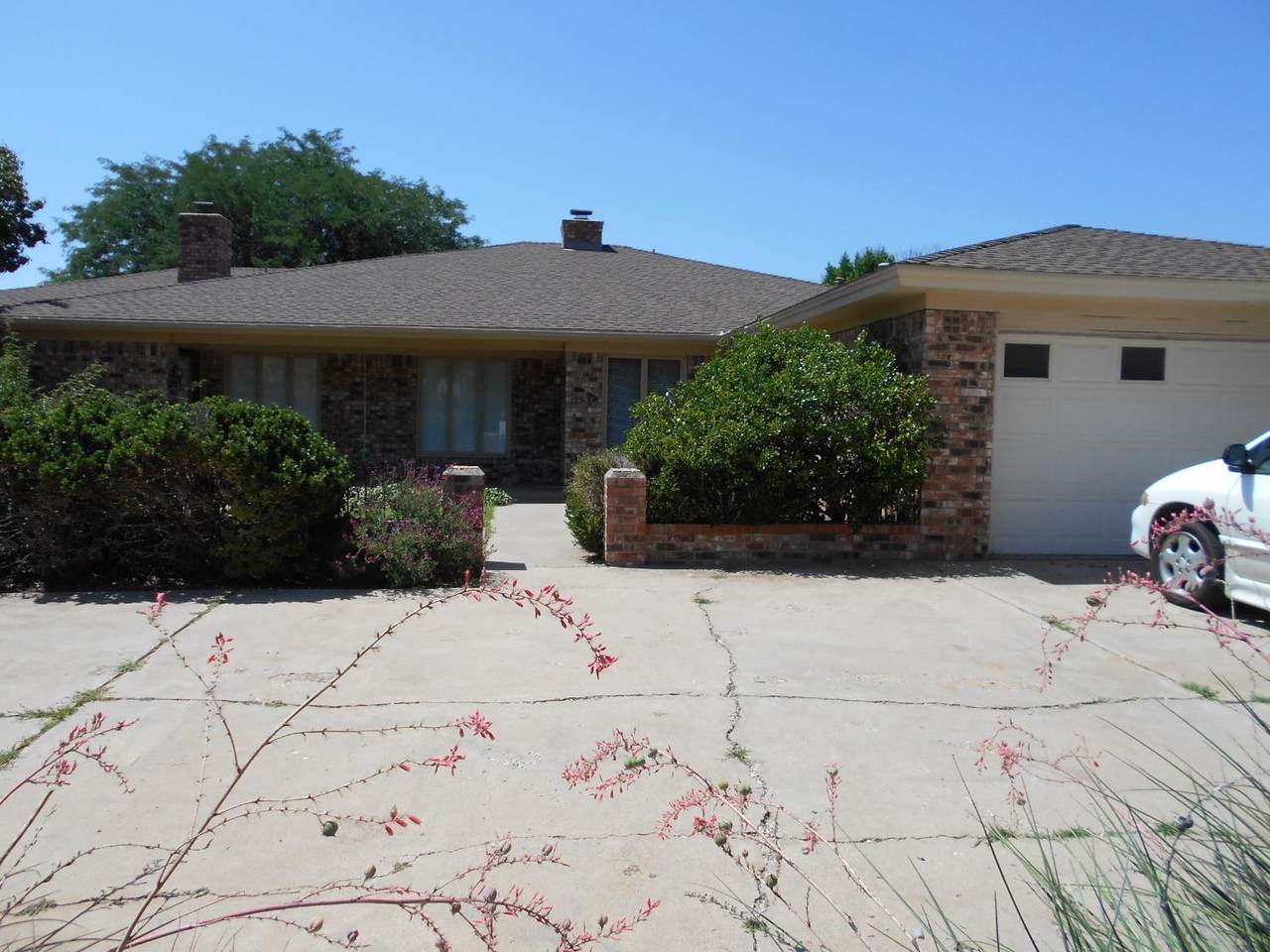 3103 75th Street - Photo 1