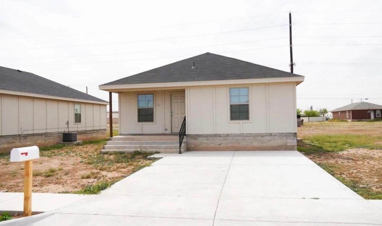 2632 Hickory Avenue - Photo 1