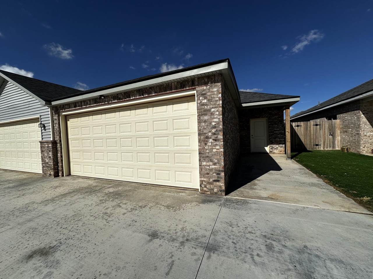 5516 Itasca Street - Photo 1