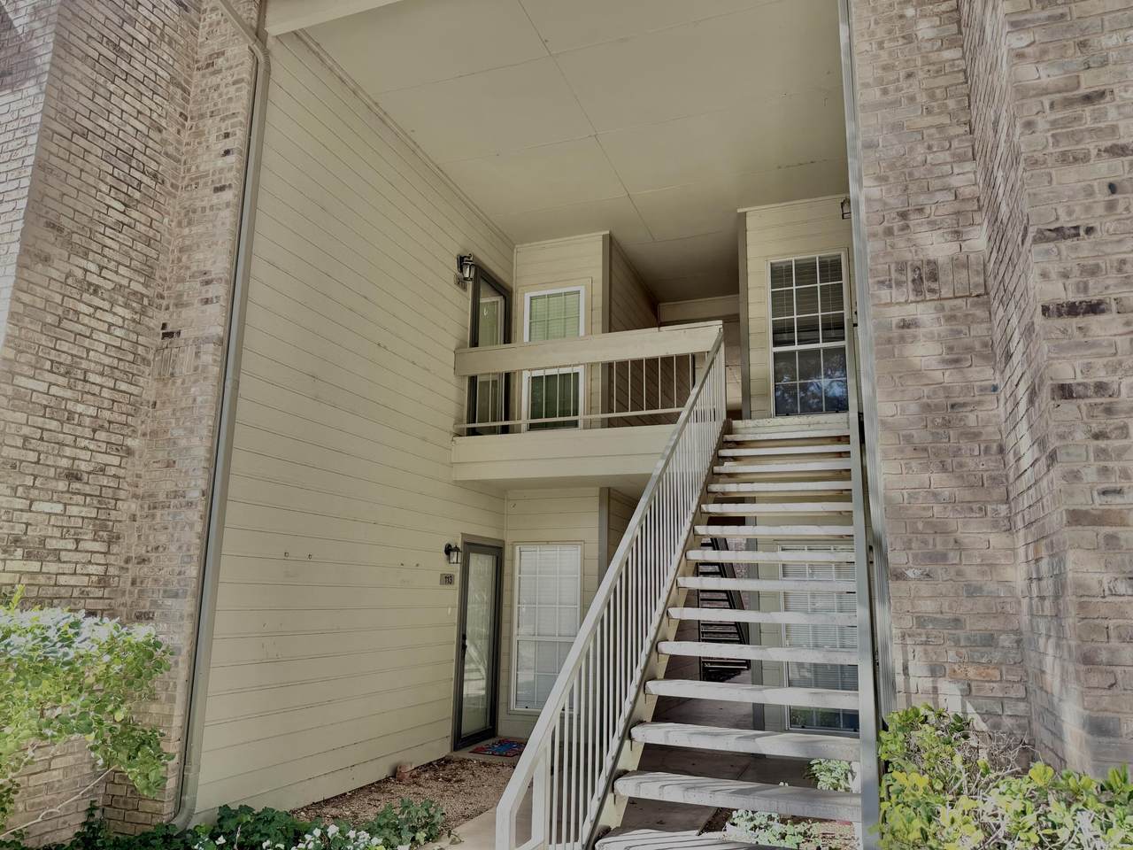 5102 80th Street - Photo 1