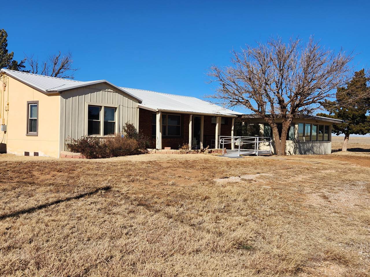 2830 Fm1490 - Photo 1