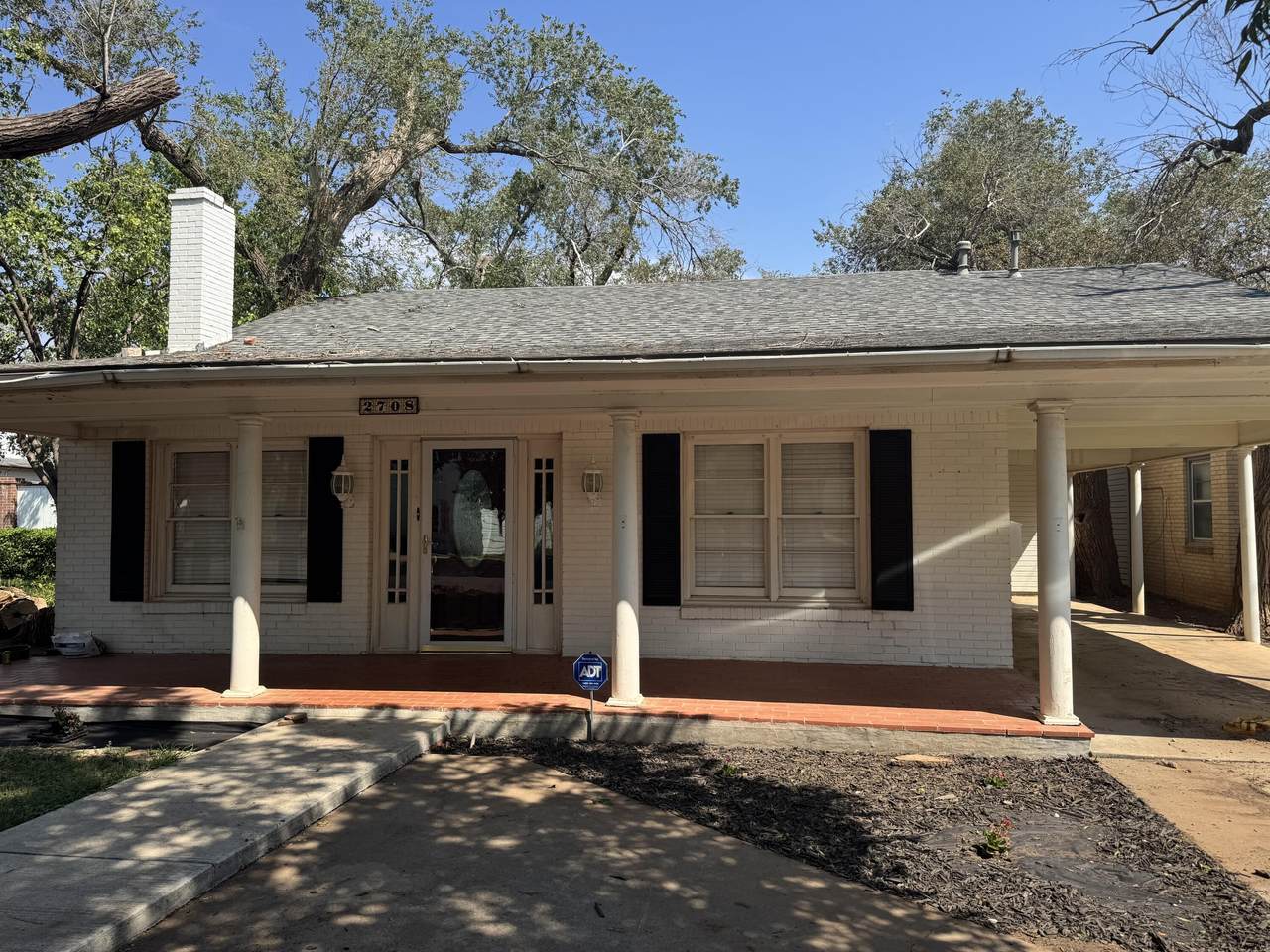 2708 20th Street - Photo 1