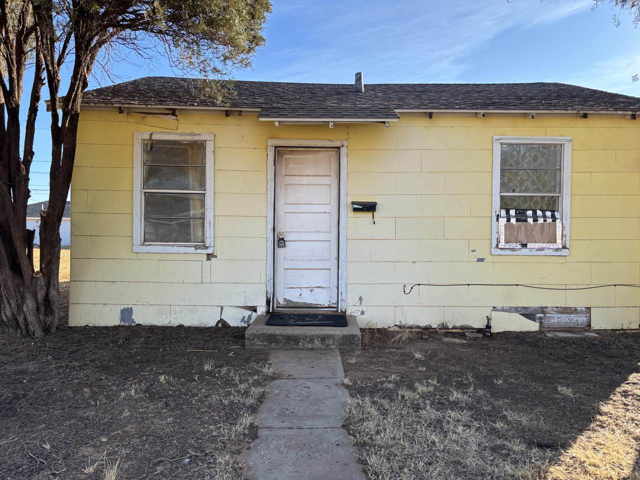 4505-4509 Avenue G - Photo 1