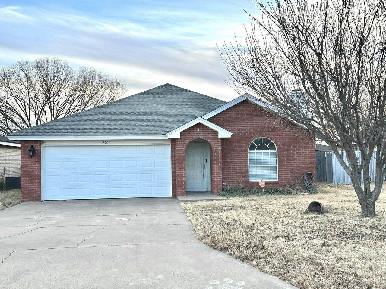 3907 Owen Street - Photo 1