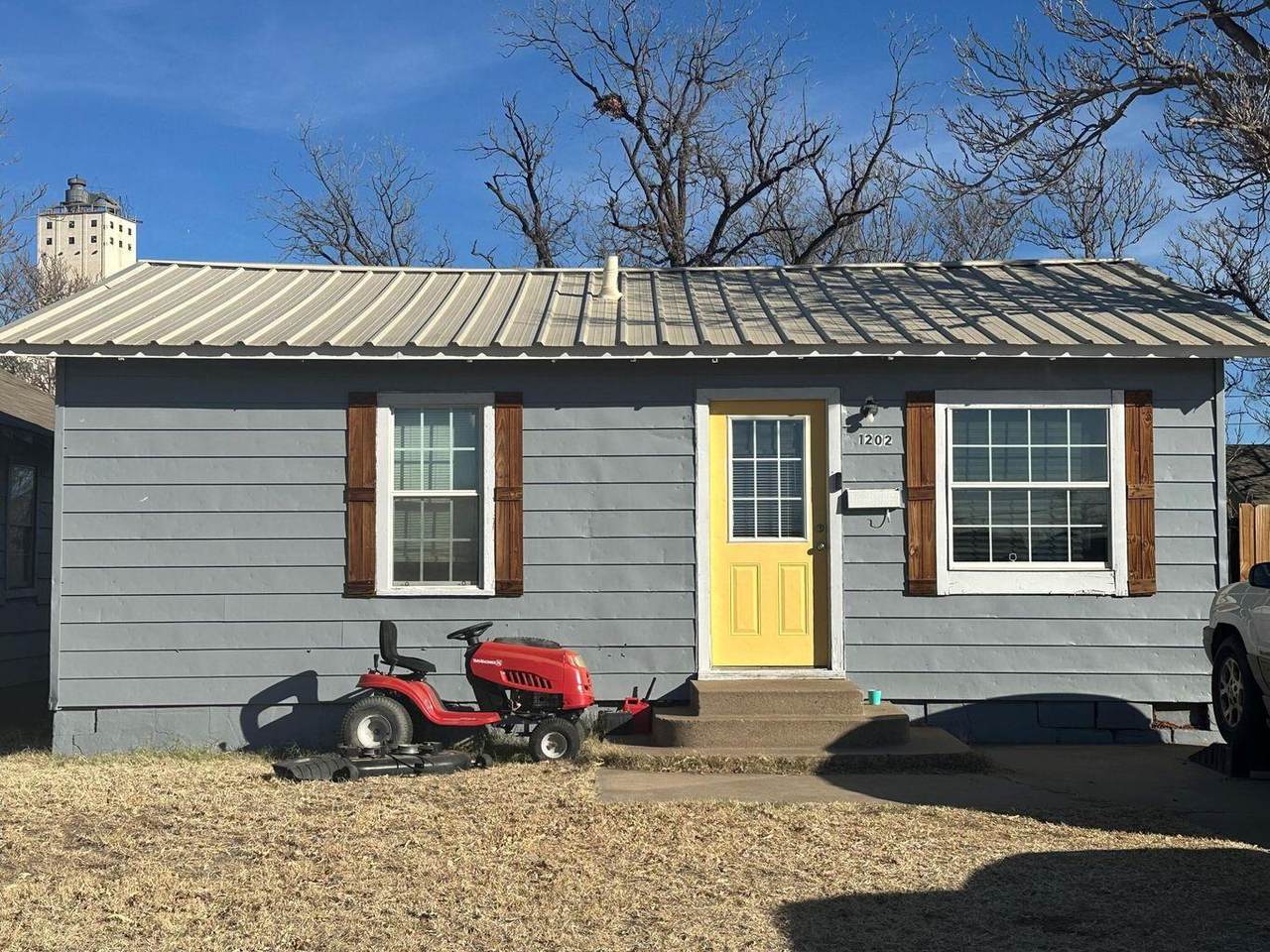 https://bt-photos.global.ssl.fastly.net/lubbock/1280_boomver_1_20260127201934466391000000-2.jpg