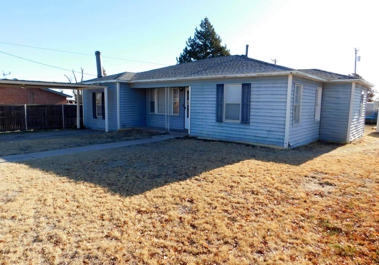 415 6th Street - Photo 1