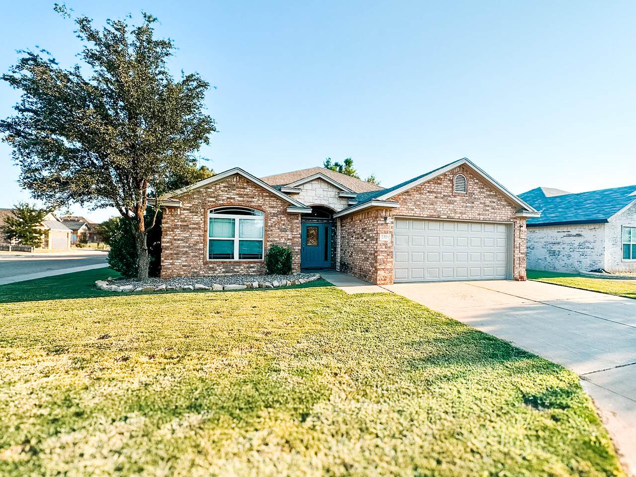2309 101st Street - Photo 1