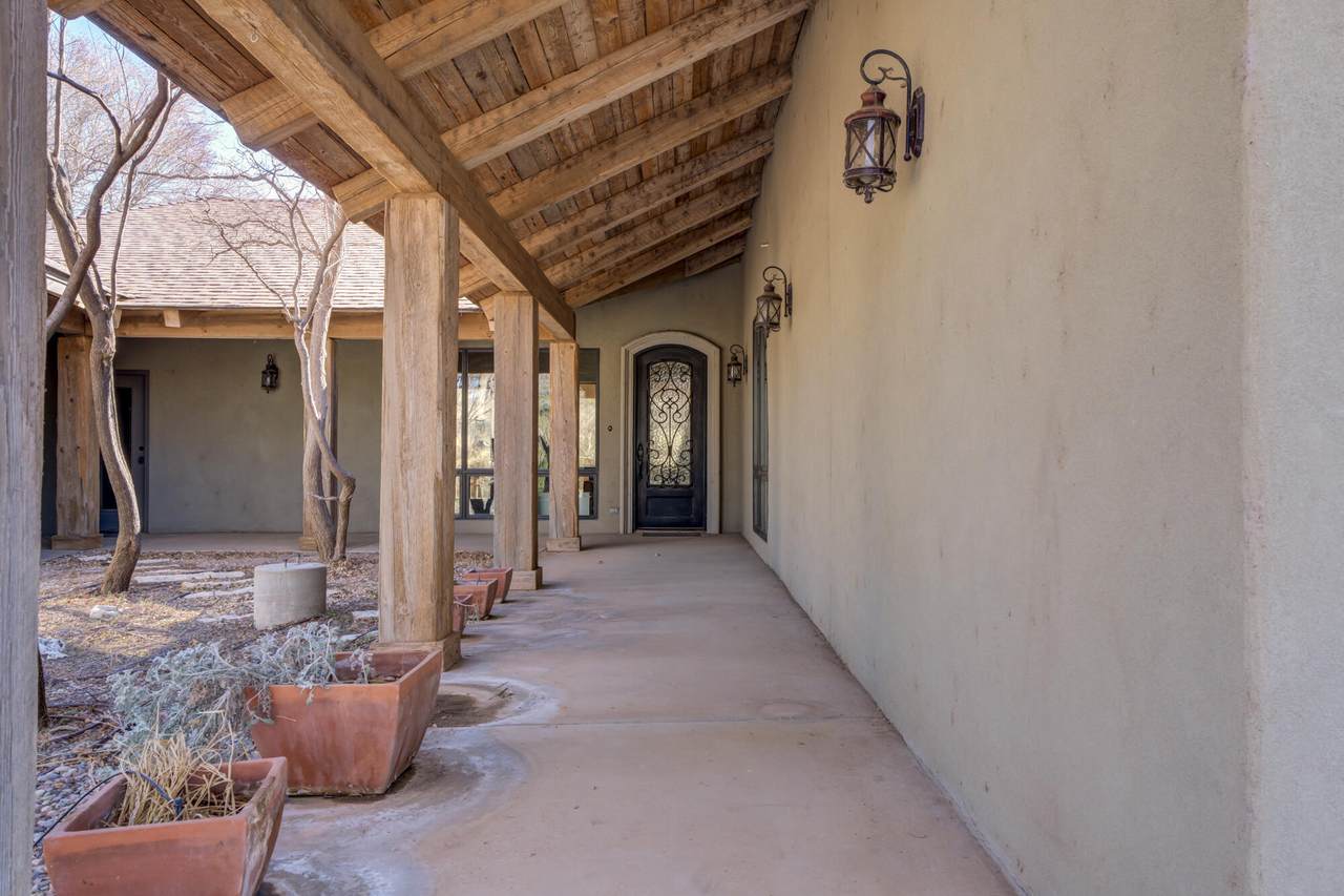 41 Lakeshore Drive - Photo 1