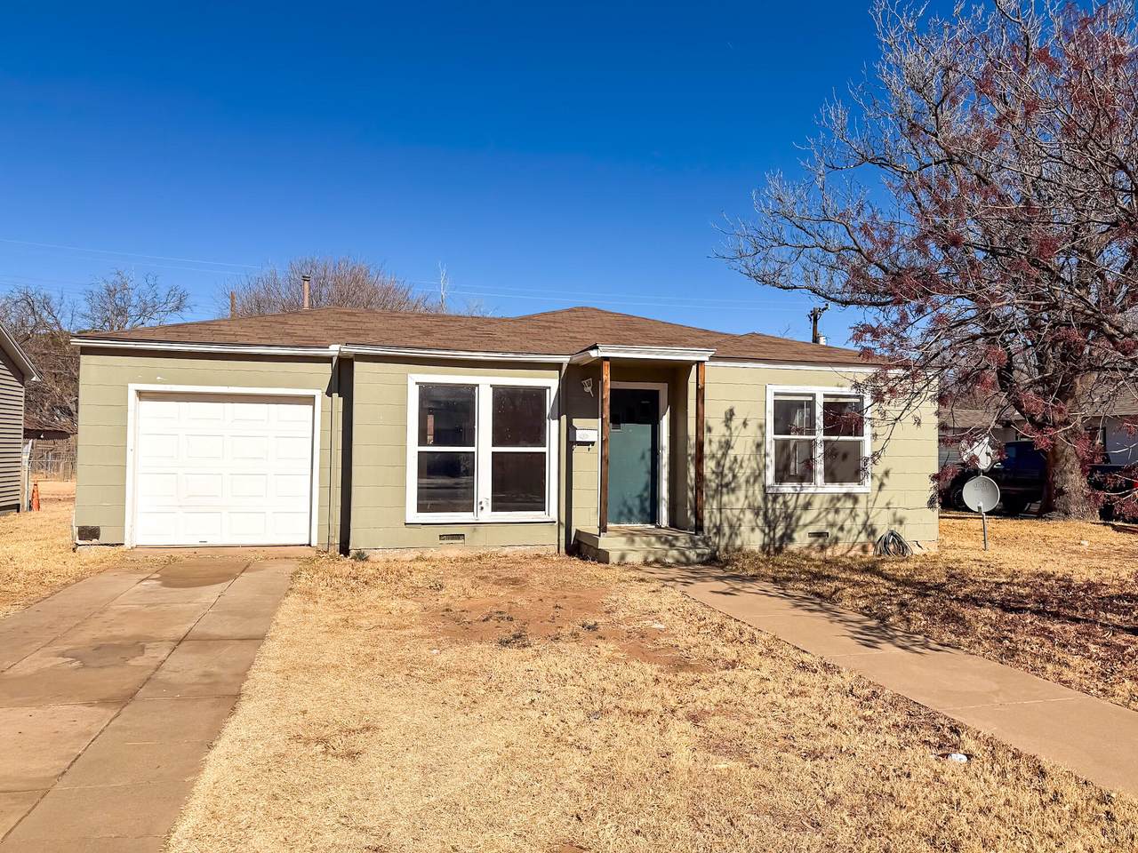 2616 38th Street - Photo 1