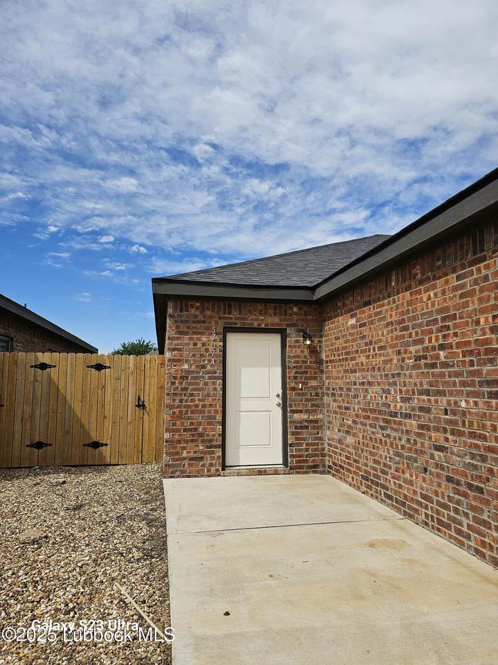 5707 Kemper Street - Photo 1