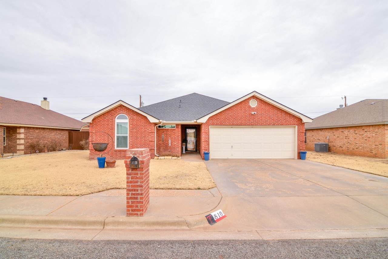810 11th Street - Photo 1