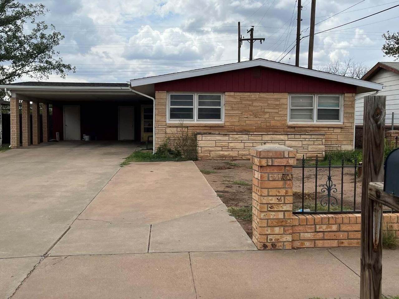 2906 Ute Avenue - Photo 1