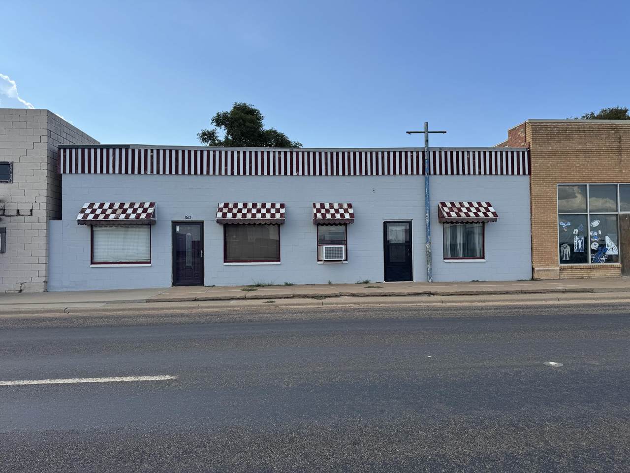 1615 10th Street - Photo 1