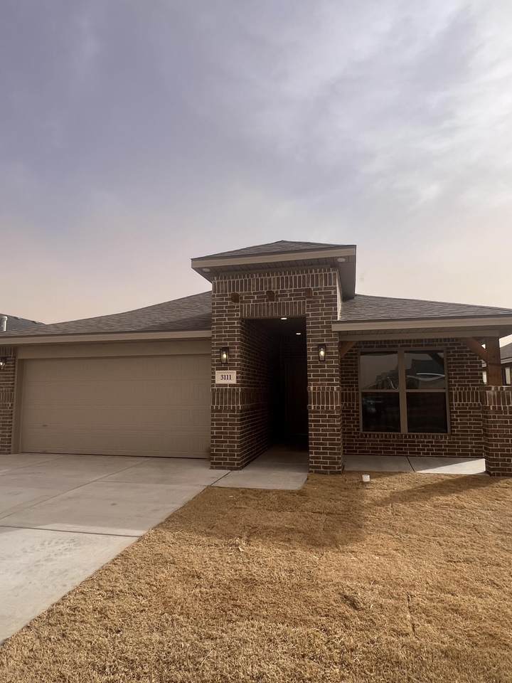 3111 140th Street - Photo 1