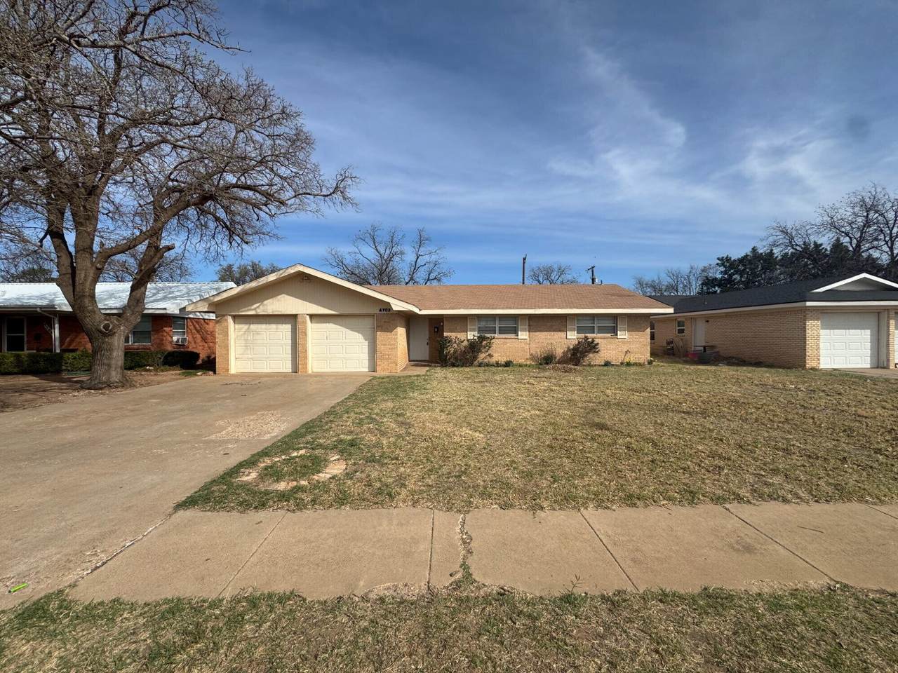 4702 31st Street - Photo 1