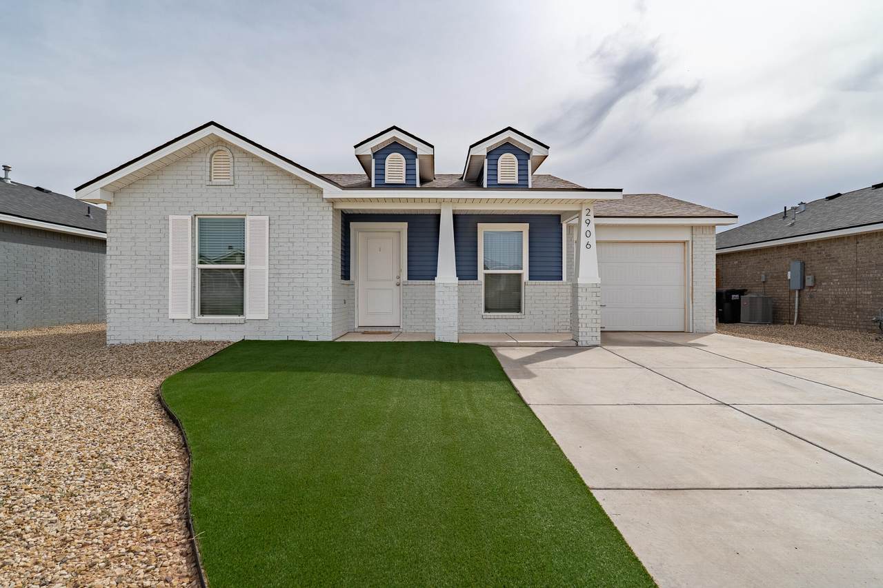2906 Bryan Avenue - Photo 1