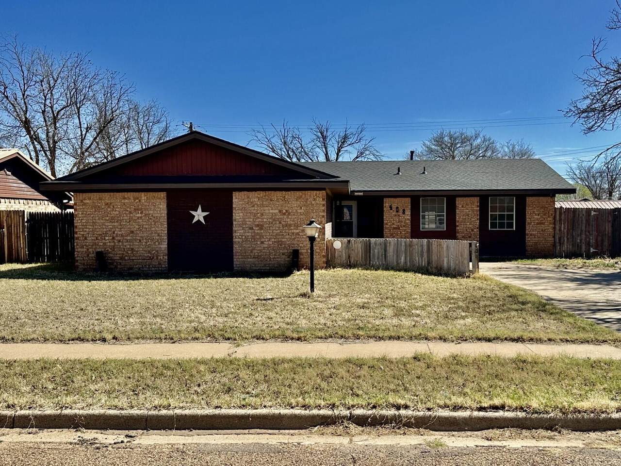 408 Mohawk Drive - Photo 1