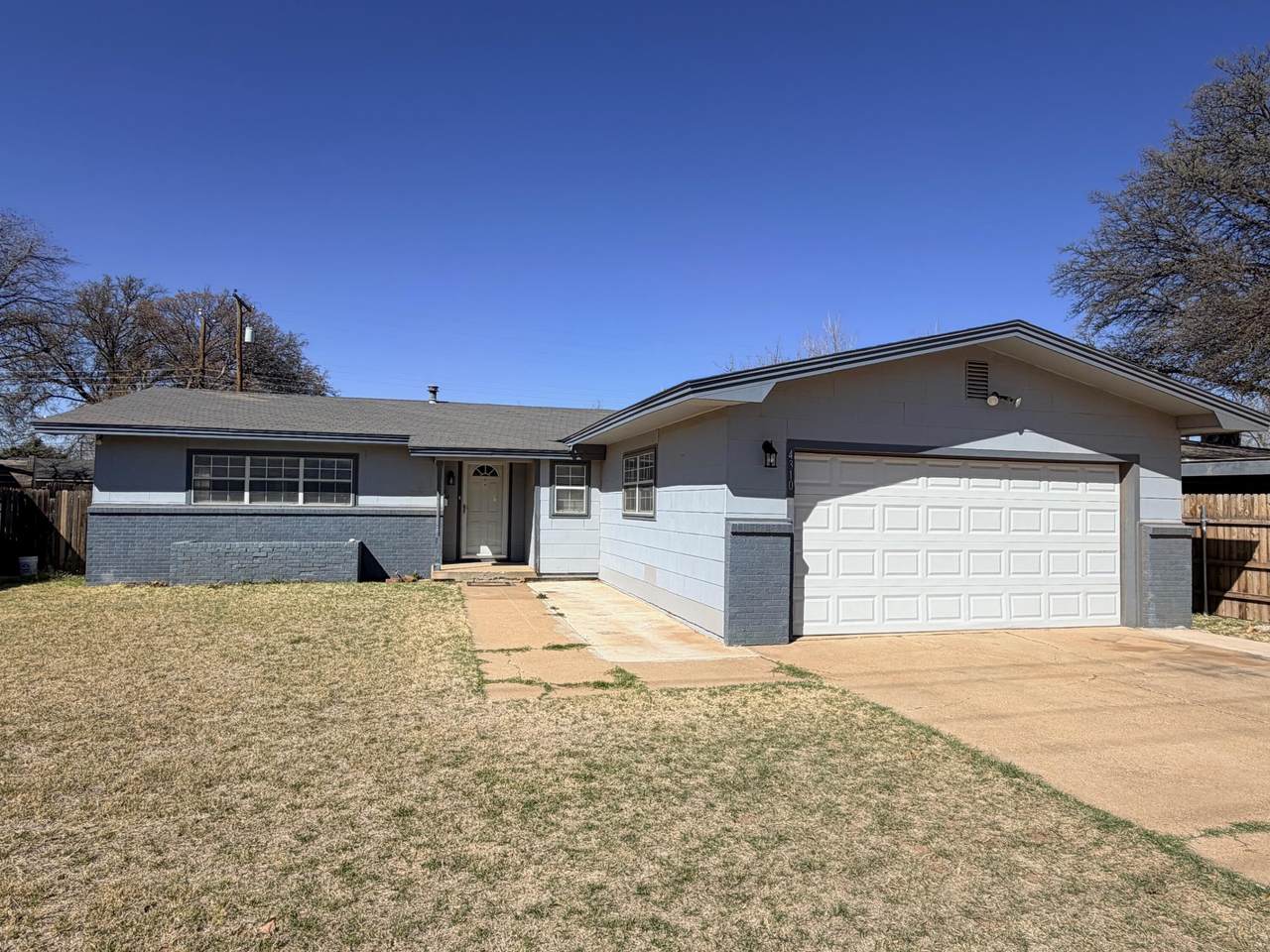 4310 42nd Street - Photo 1