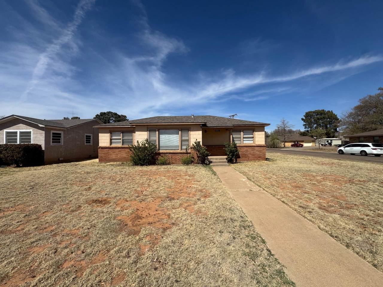 5402 22nd Street - Photo 1
