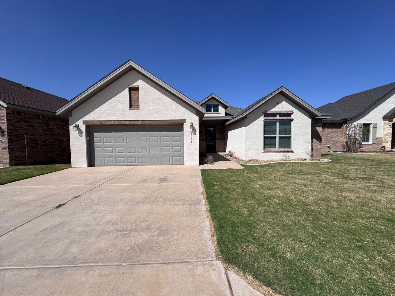 2726 138th Street - Photo 1