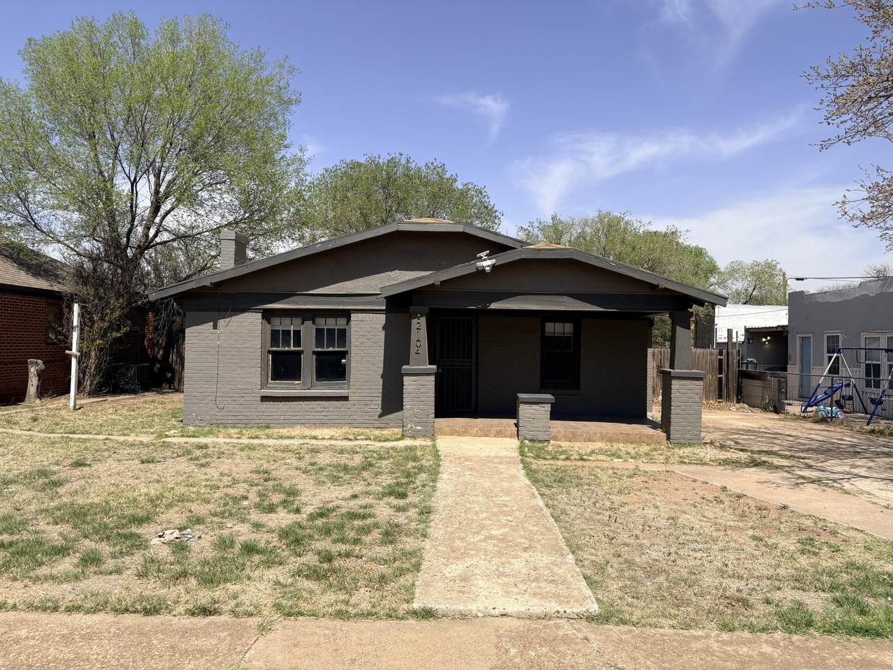 2104 20th Street - Photo 1