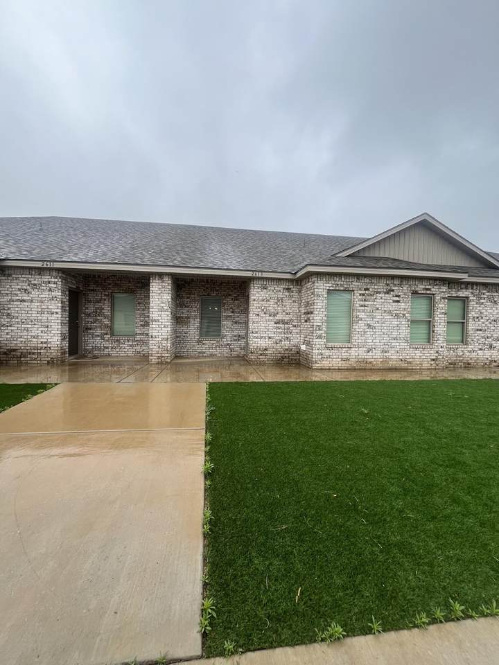 2611 136th Street - Photo 1
