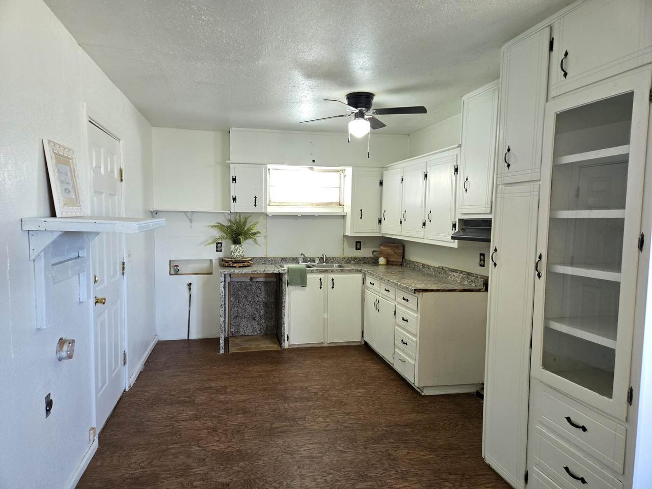 https://bt-photos.global.ssl.fastly.net/lubbock/1280_boomver_1_20260404203416110961000000-2.jpg