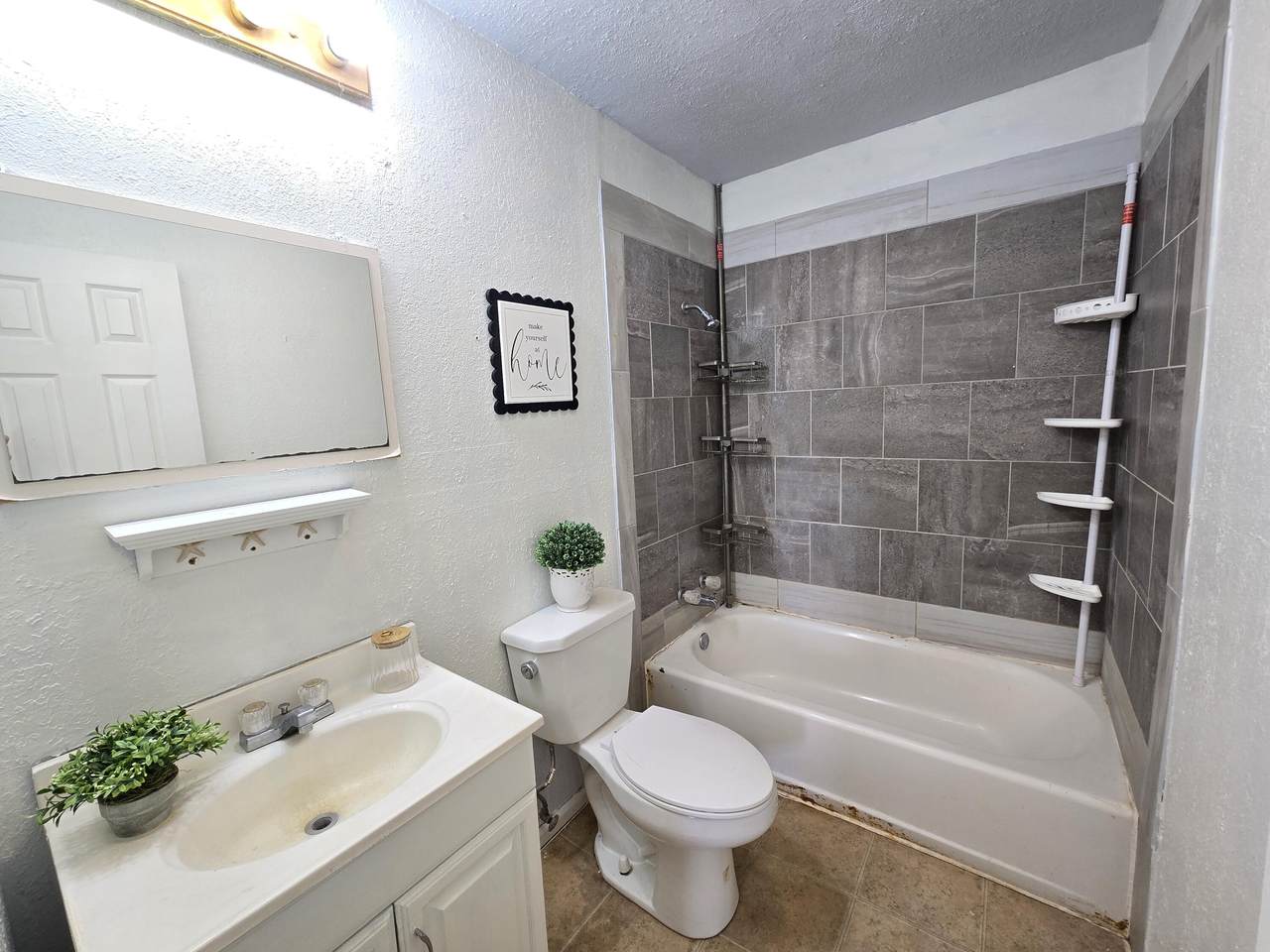 https://bt-photos.global.ssl.fastly.net/lubbock/1280_boomver_1_20260404203416110961000000-2.jpg
