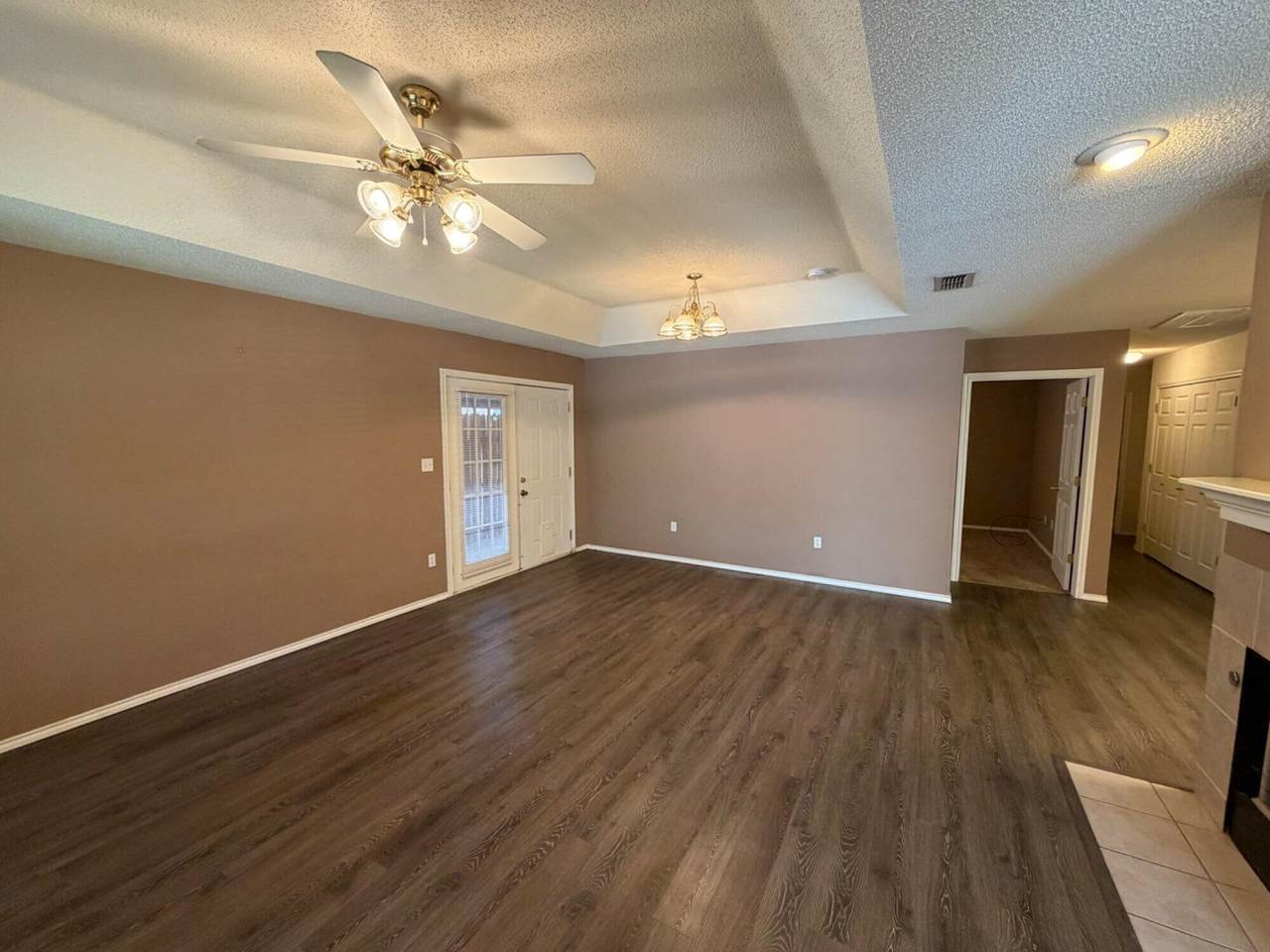 https://bt-photos.global.ssl.fastly.net/lubbock/1280_boomver_1_20260407163250112205000000-2.jpg