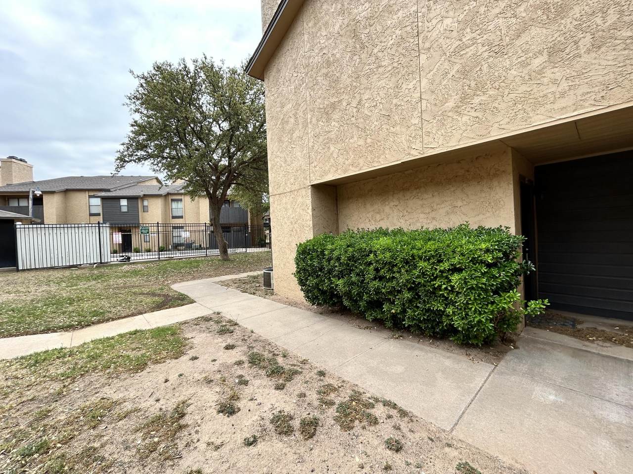 8601 Memphis Drive - Photo 1