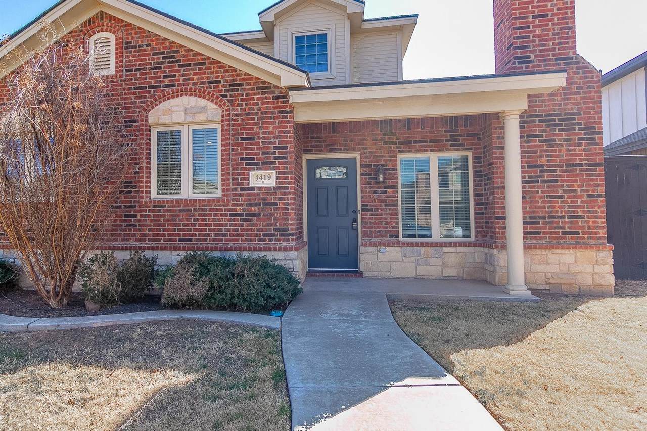 4419 106th Street - Photo 1