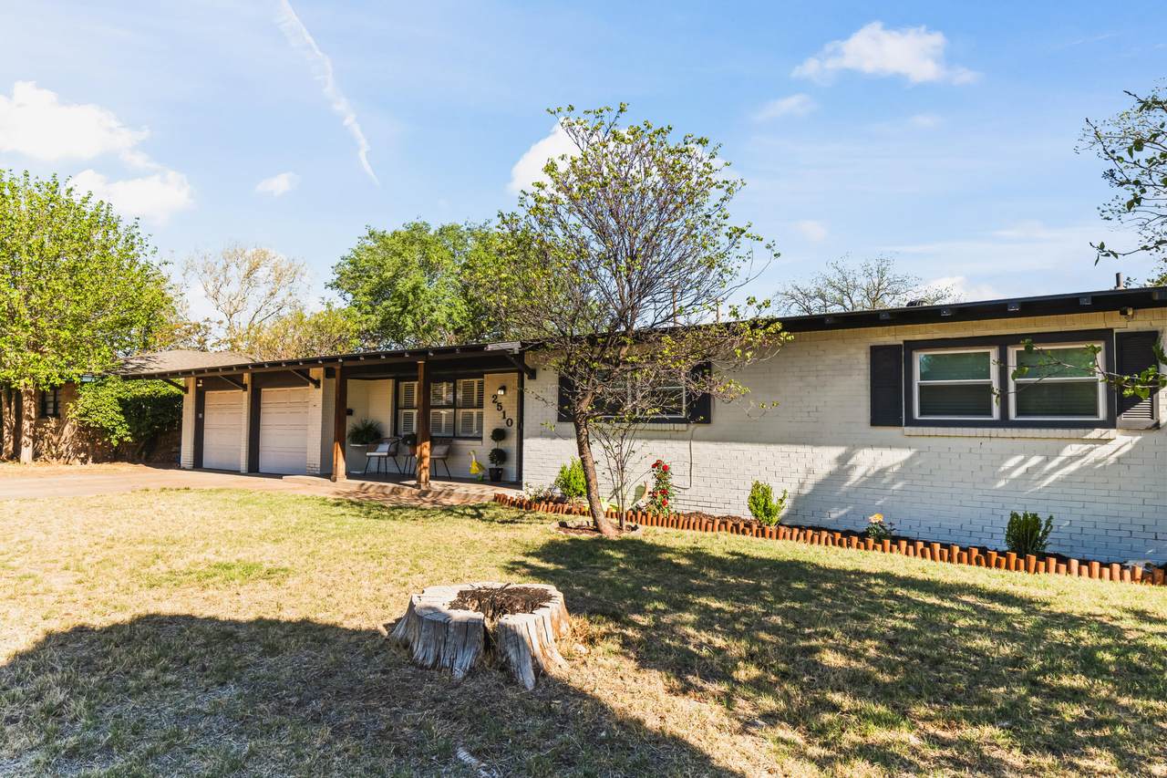 2510 59th Street - Photo 1