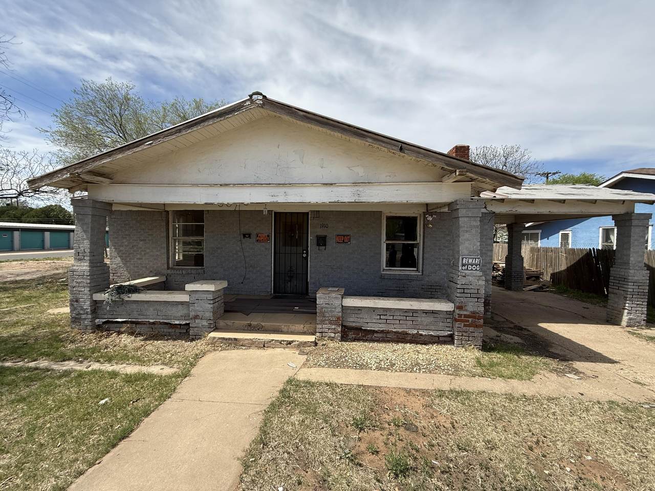 1910 Avenue S - Photo 1