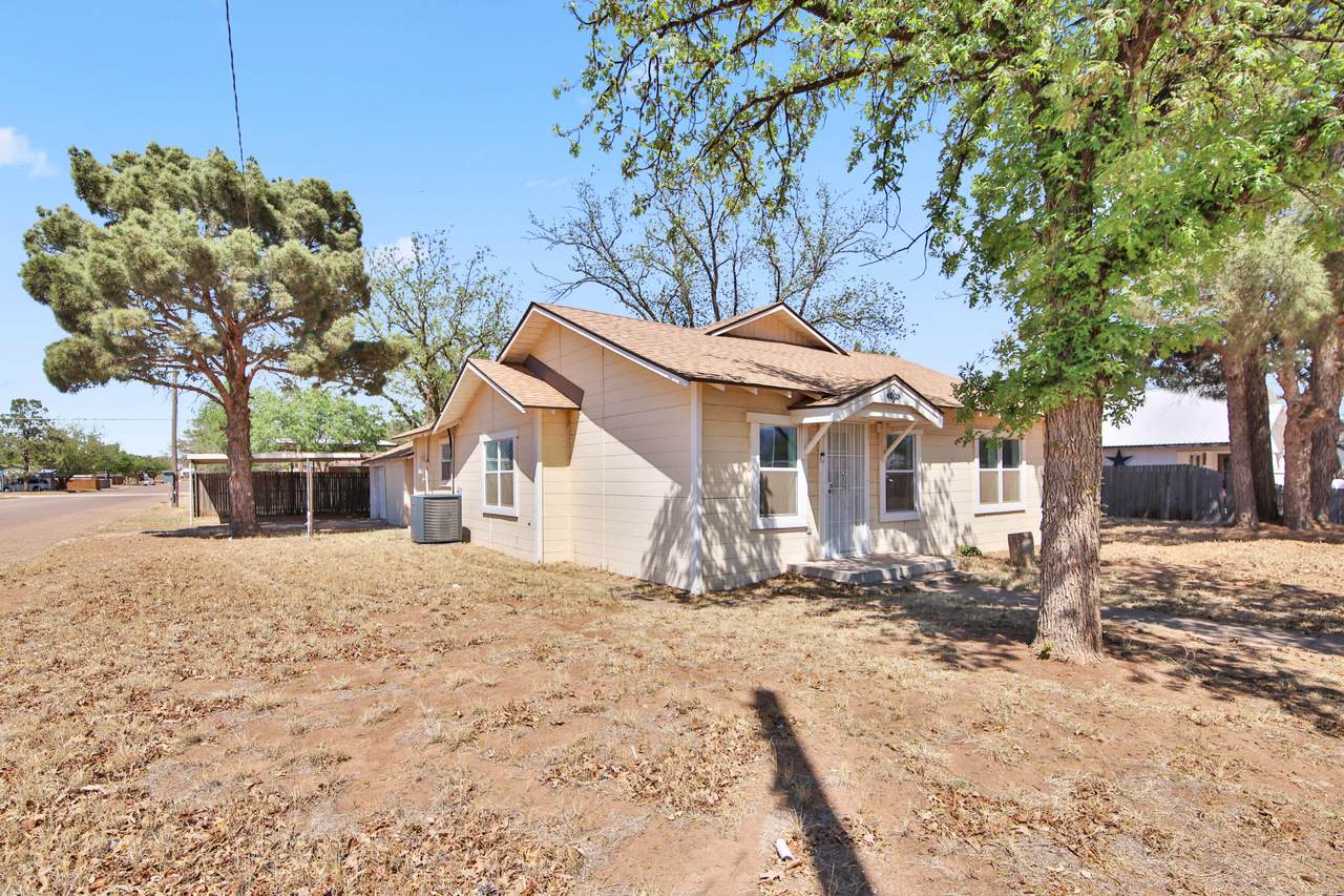 1728 5th Street - Photo 1